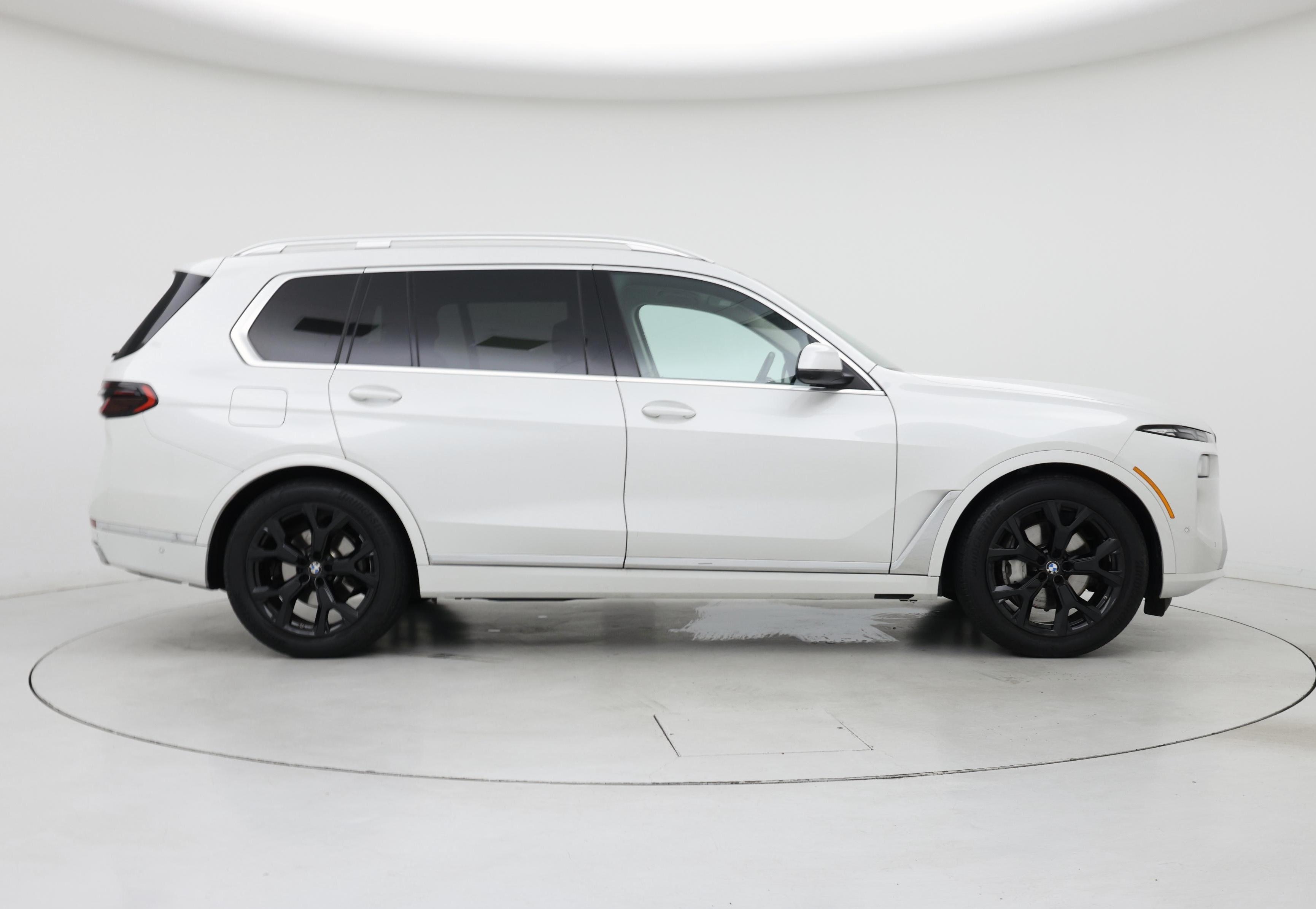 Thumbnail: 2024 BMW X7 - 7