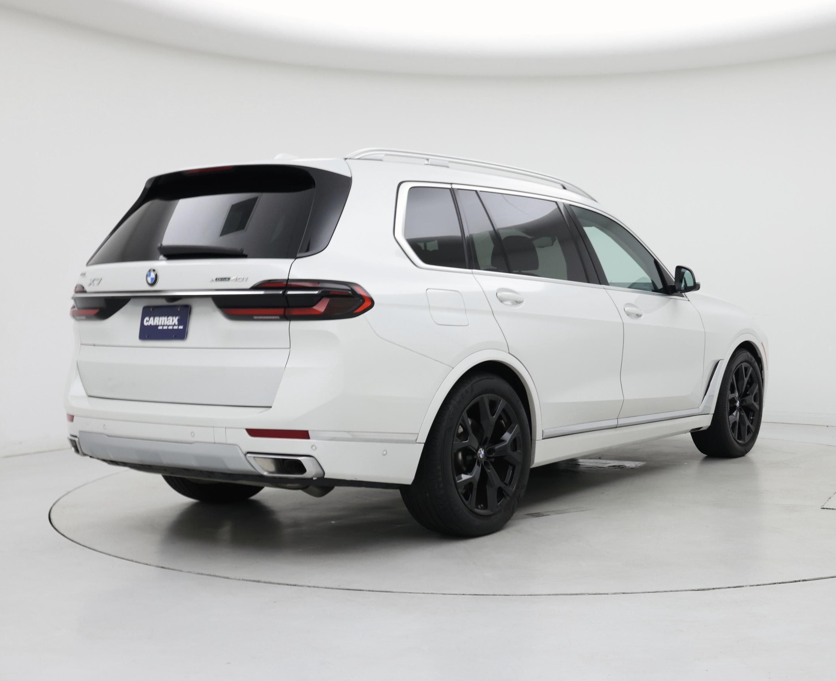Thumbnail: 2024 BMW X7 - 8