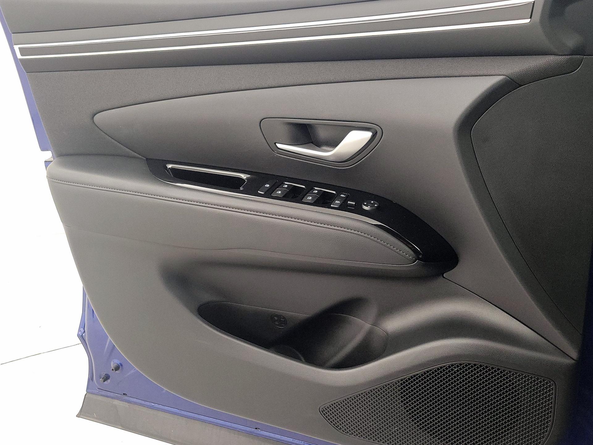Thumbnail: 2022 Hyundai Tucson - 12