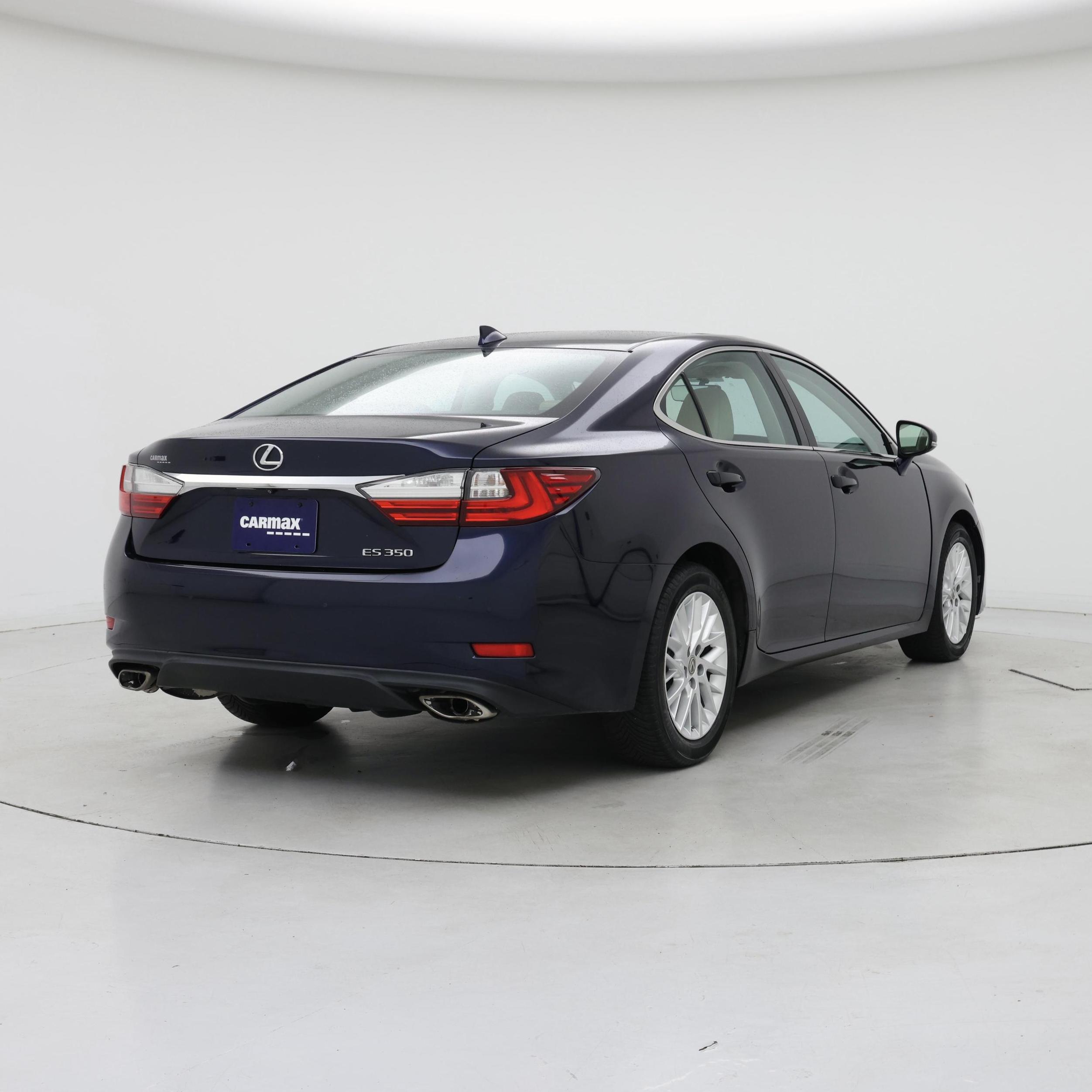 Thumbnail: 2016 Lexus ES - 8