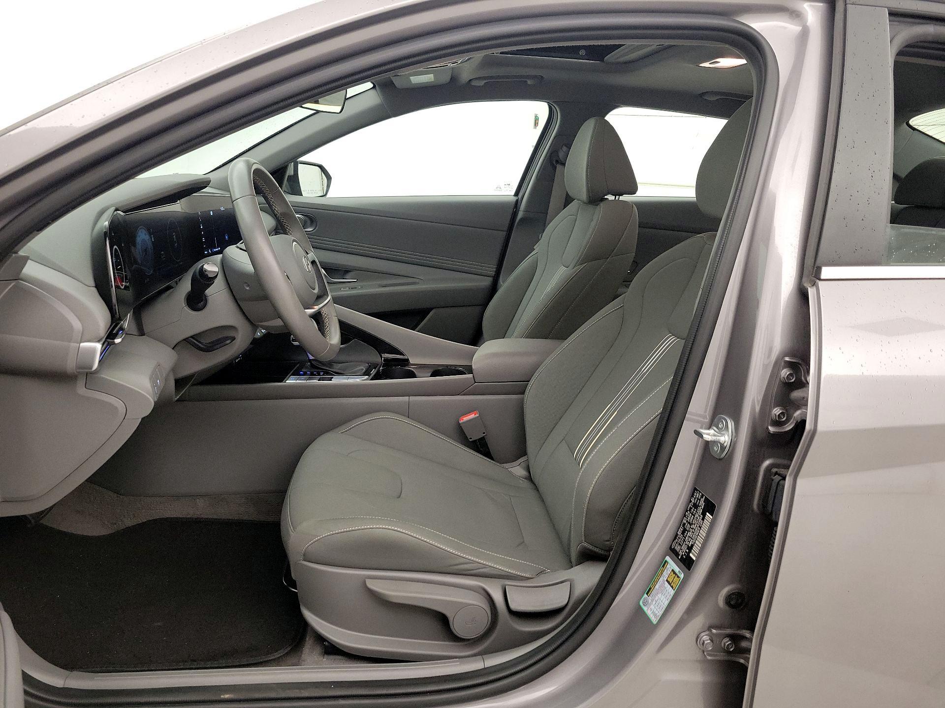 Thumbnail: 2024 Hyundai Elantra - 11