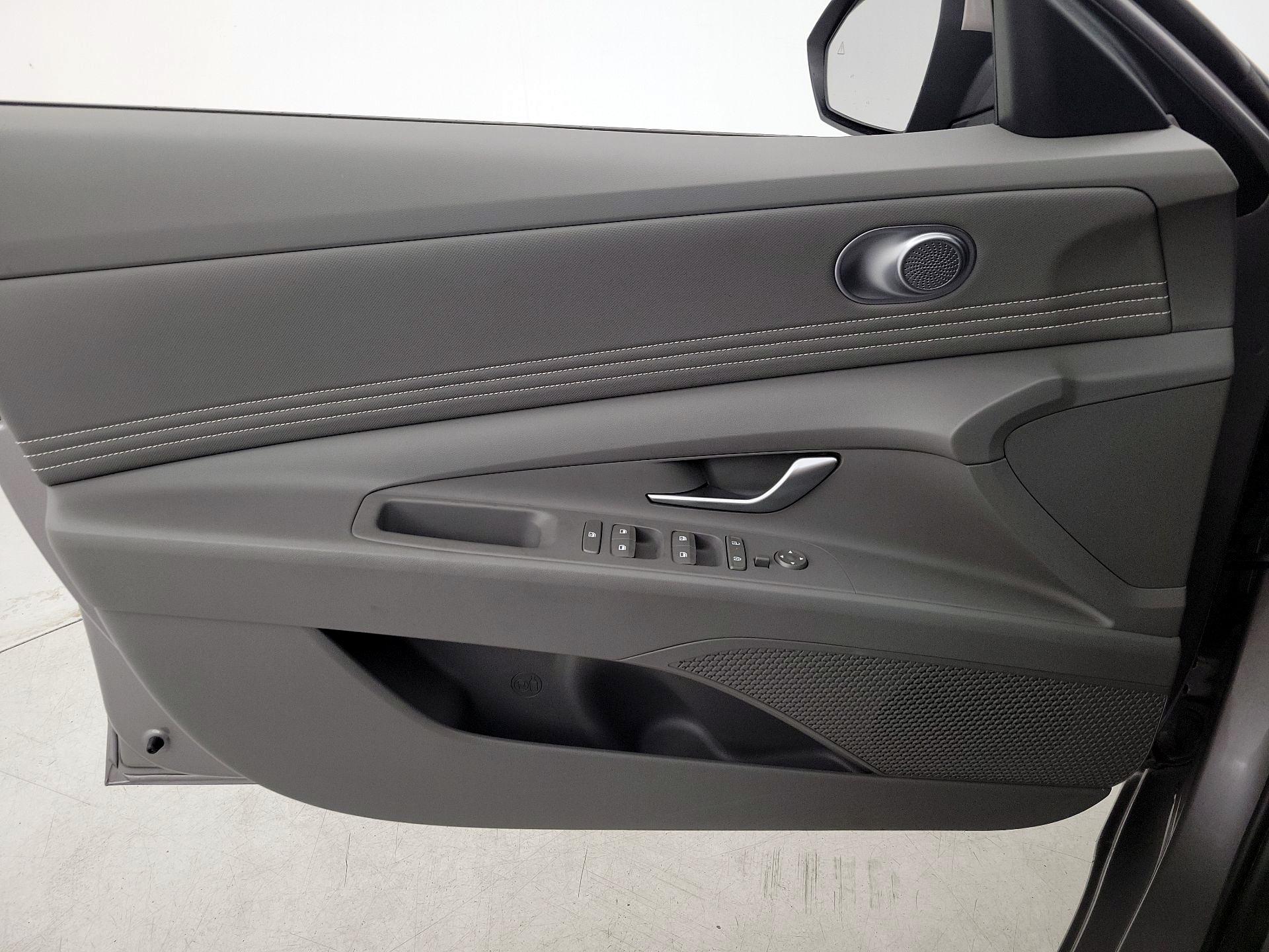 Thumbnail: 2024 Hyundai Elantra - 12