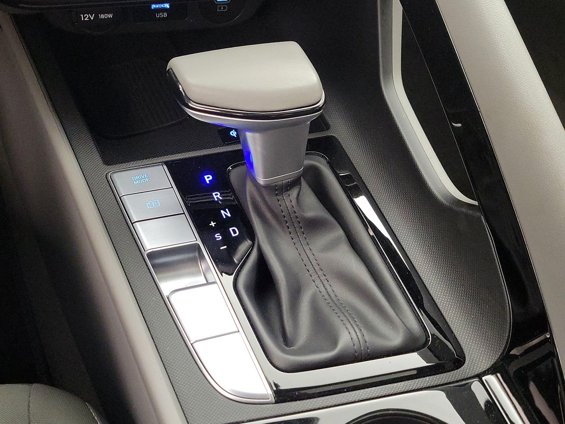 Thumbnail: 2024 Hyundai Elantra - 18