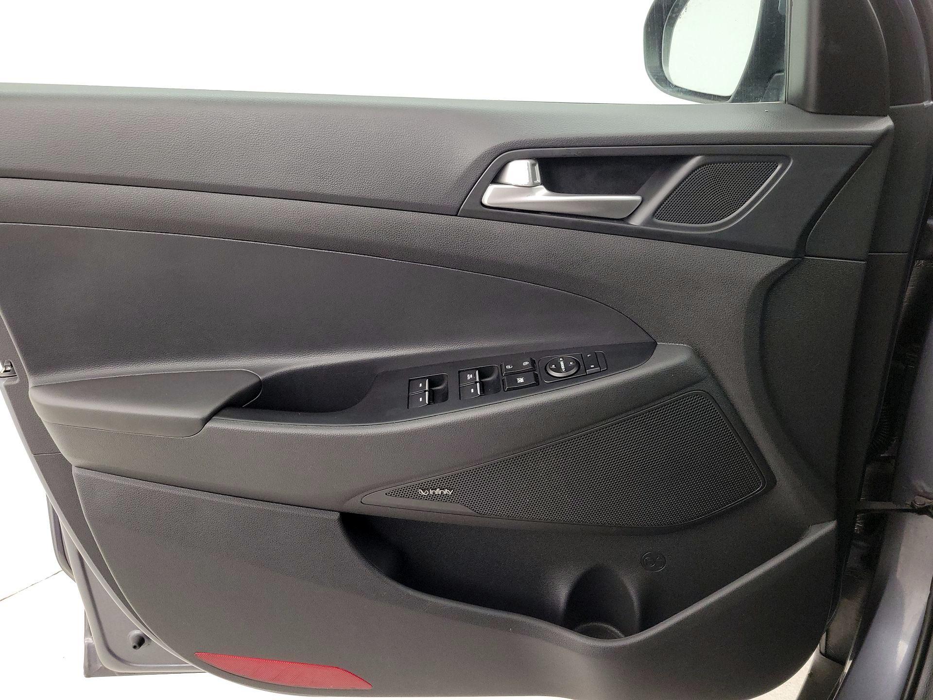 Thumbnail: 2019 Hyundai Tucson - 12