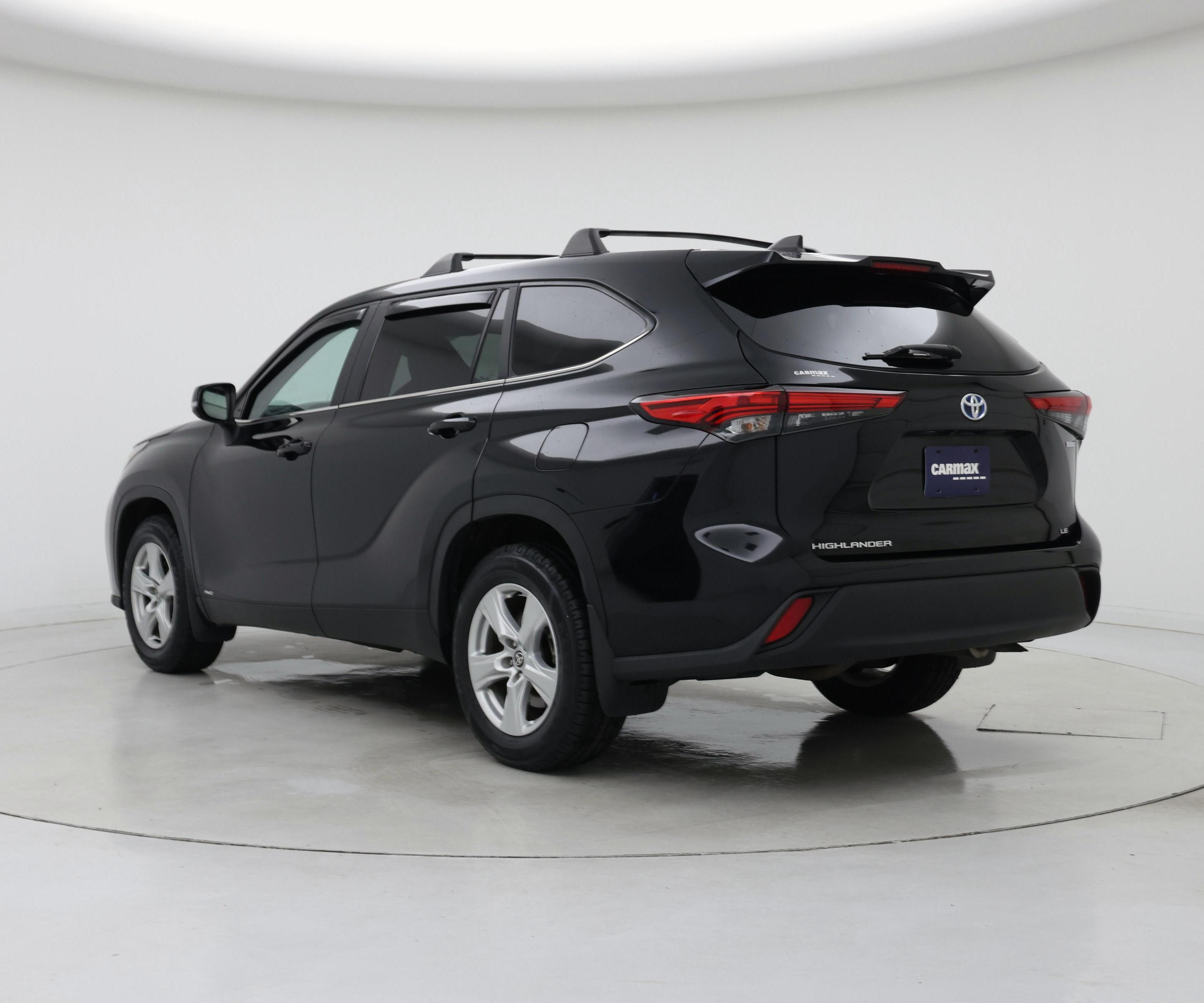 Thumbnail: 2023 Toyota Highlander - 2