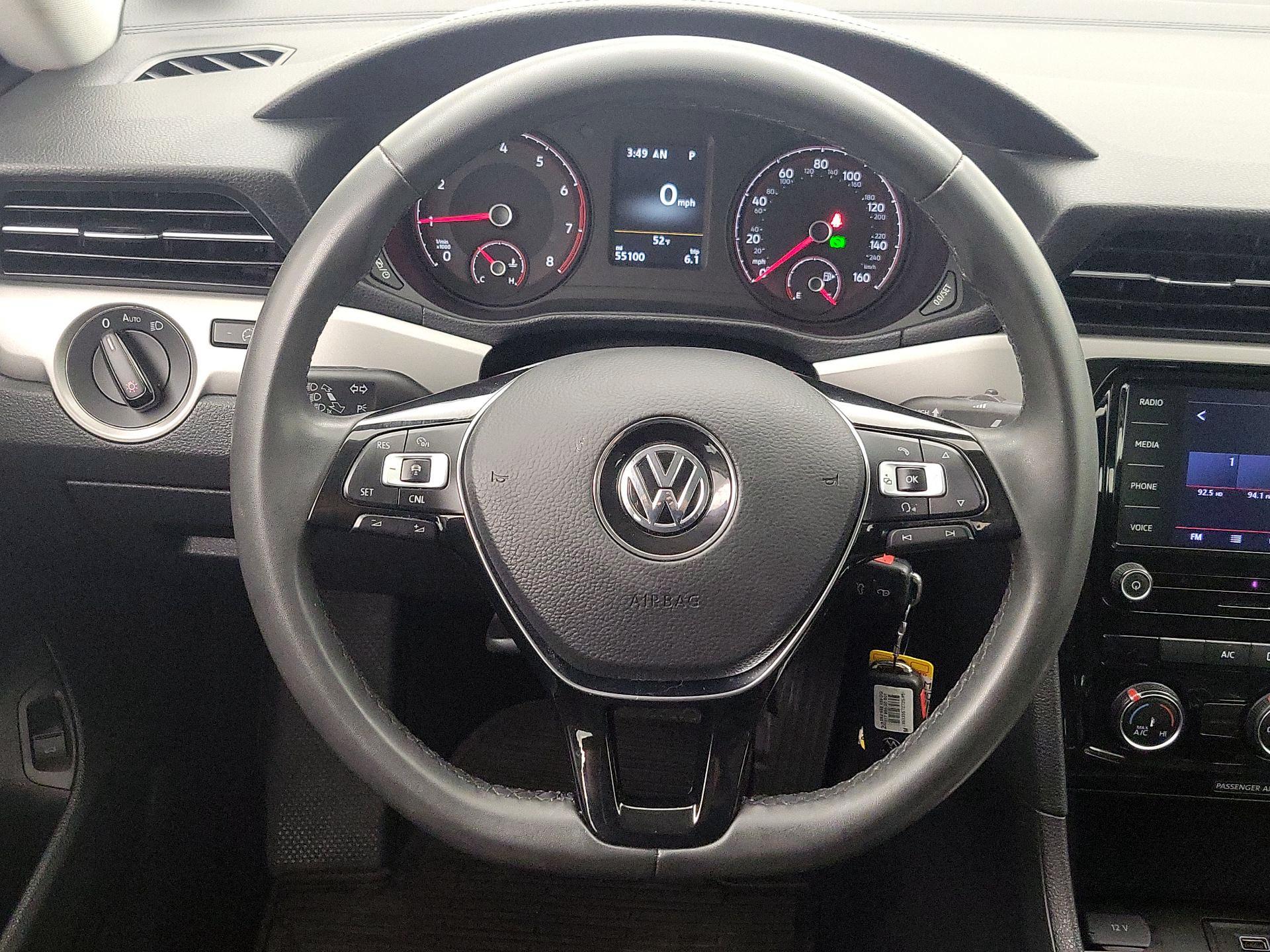 Thumbnail: 2021 Volkswagen Passat - 10