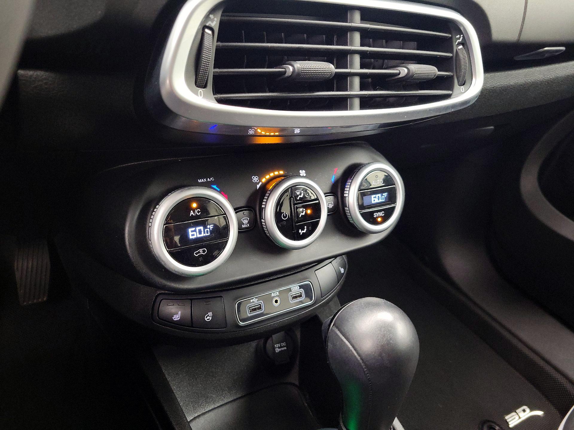 Thumbnail: 2018 Fiat 500X - 16