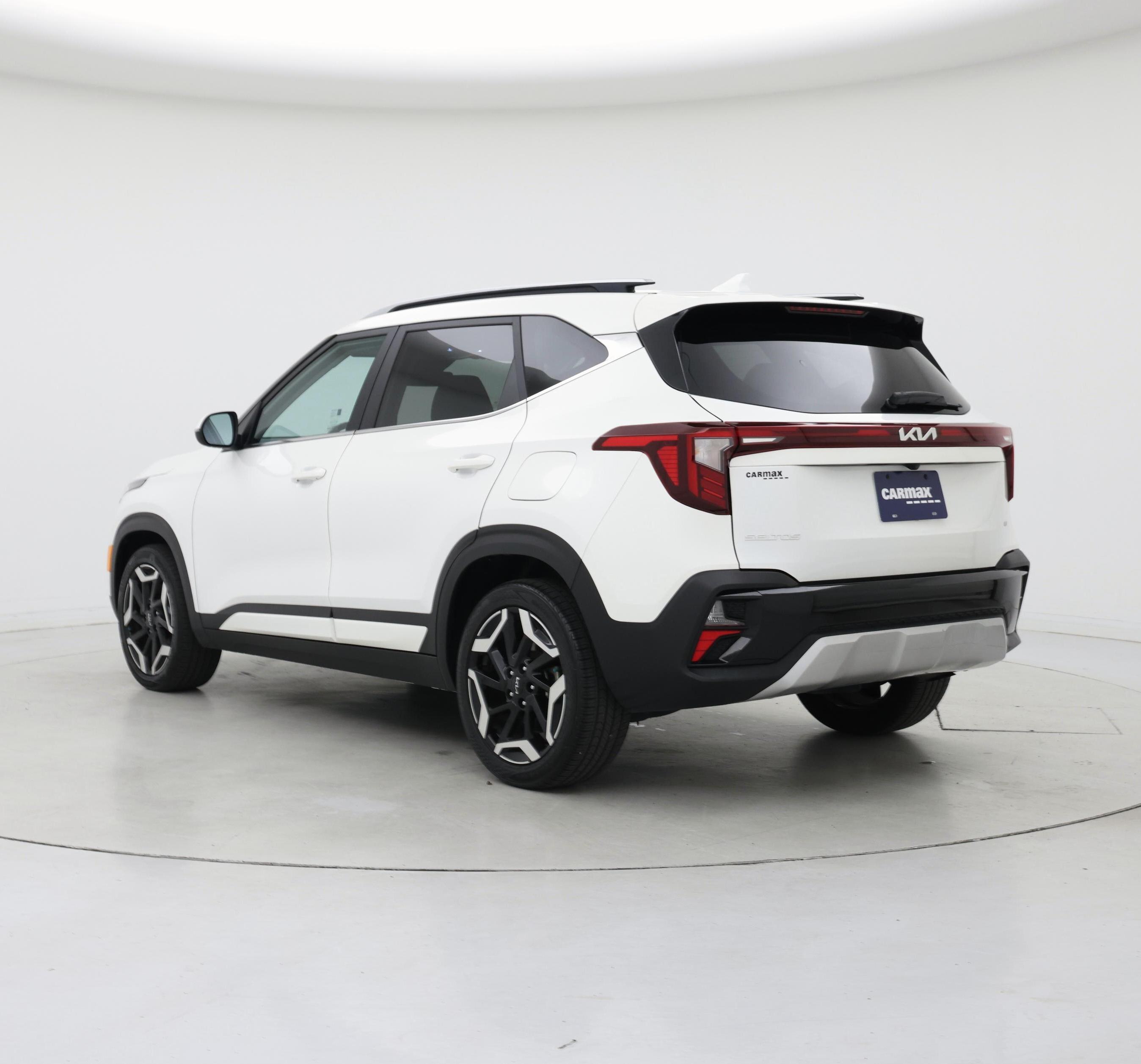 Thumbnail: 2024 Kia Seltos - 2