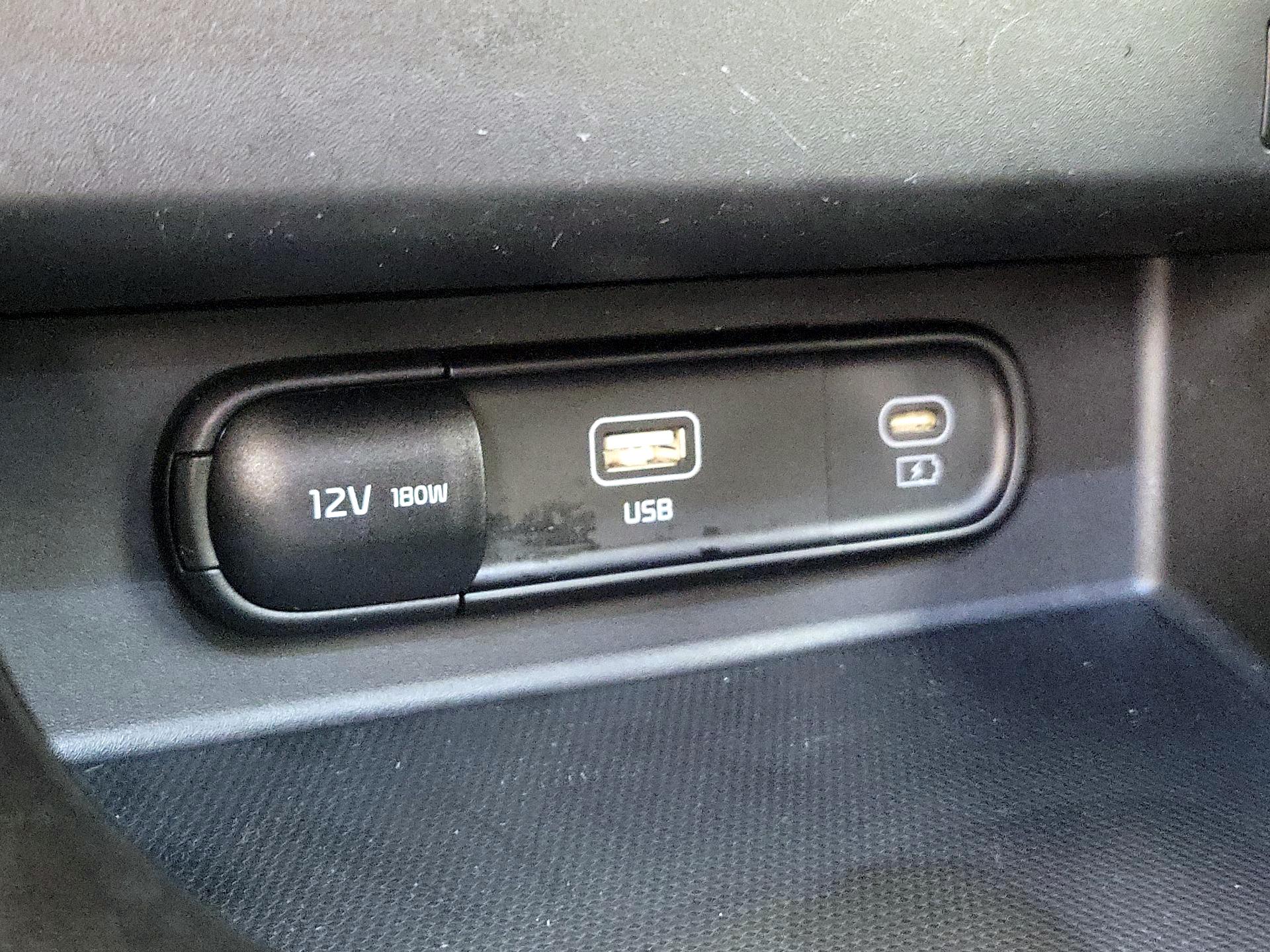 Thumbnail: 2024 Kia Seltos - 19