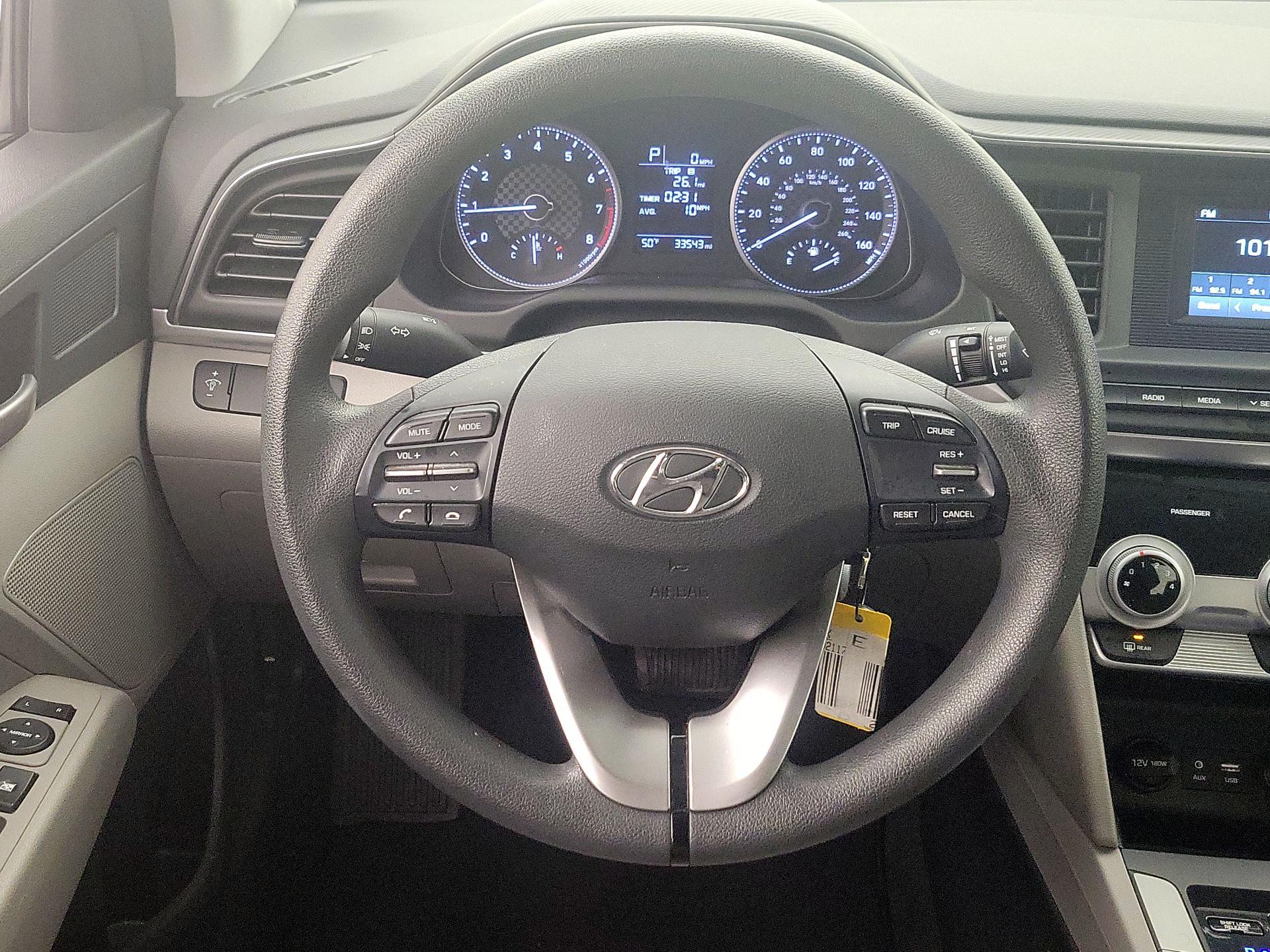 Thumbnail: 2019 Hyundai Elantra - 10