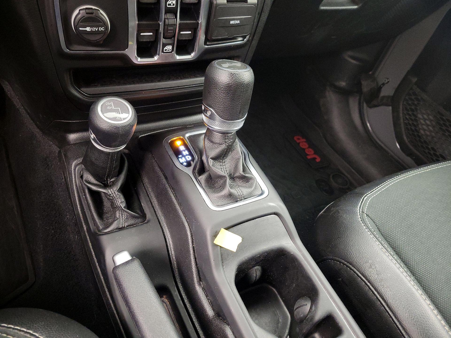 Thumbnail: 2020 Jeep Wrangler - 17