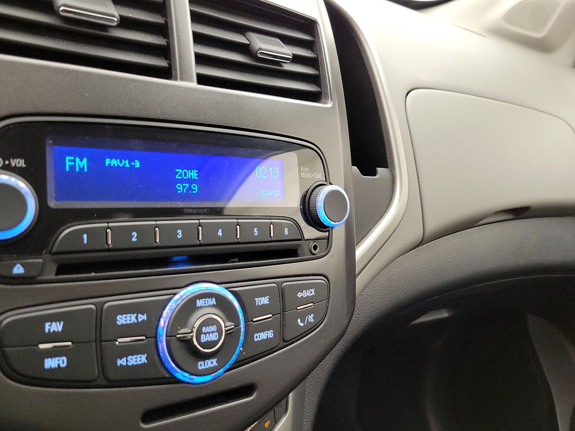 Thumbnail: 2015 Chevrolet Sonic - 14