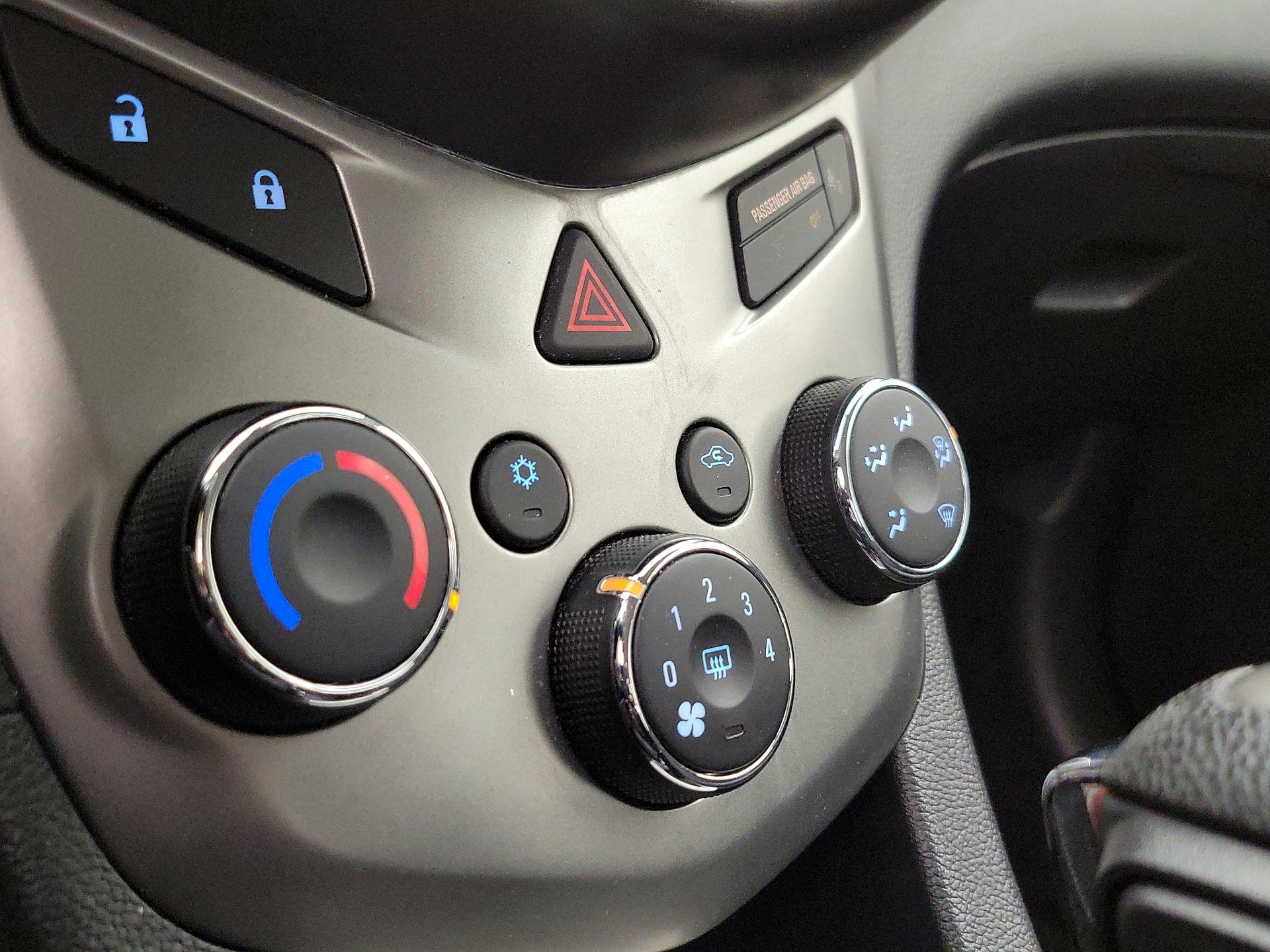 Thumbnail: 2015 Chevrolet Sonic - 15