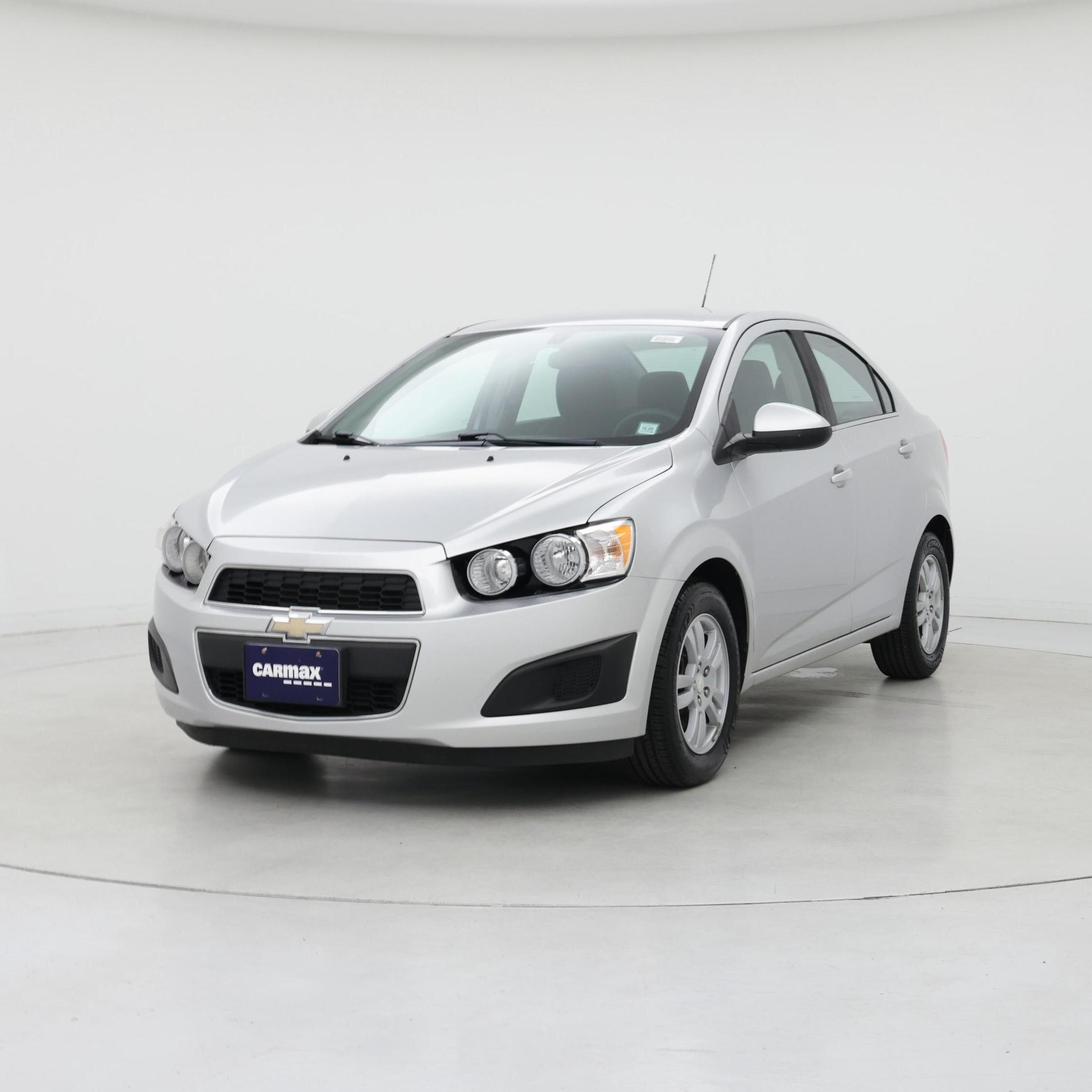 Thumbnail: 2015 Chevrolet Sonic - 4