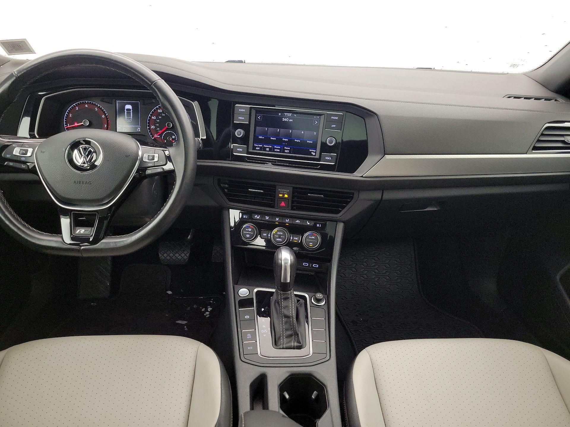 Thumbnail: 2020 Volkswagen Jetta - 9