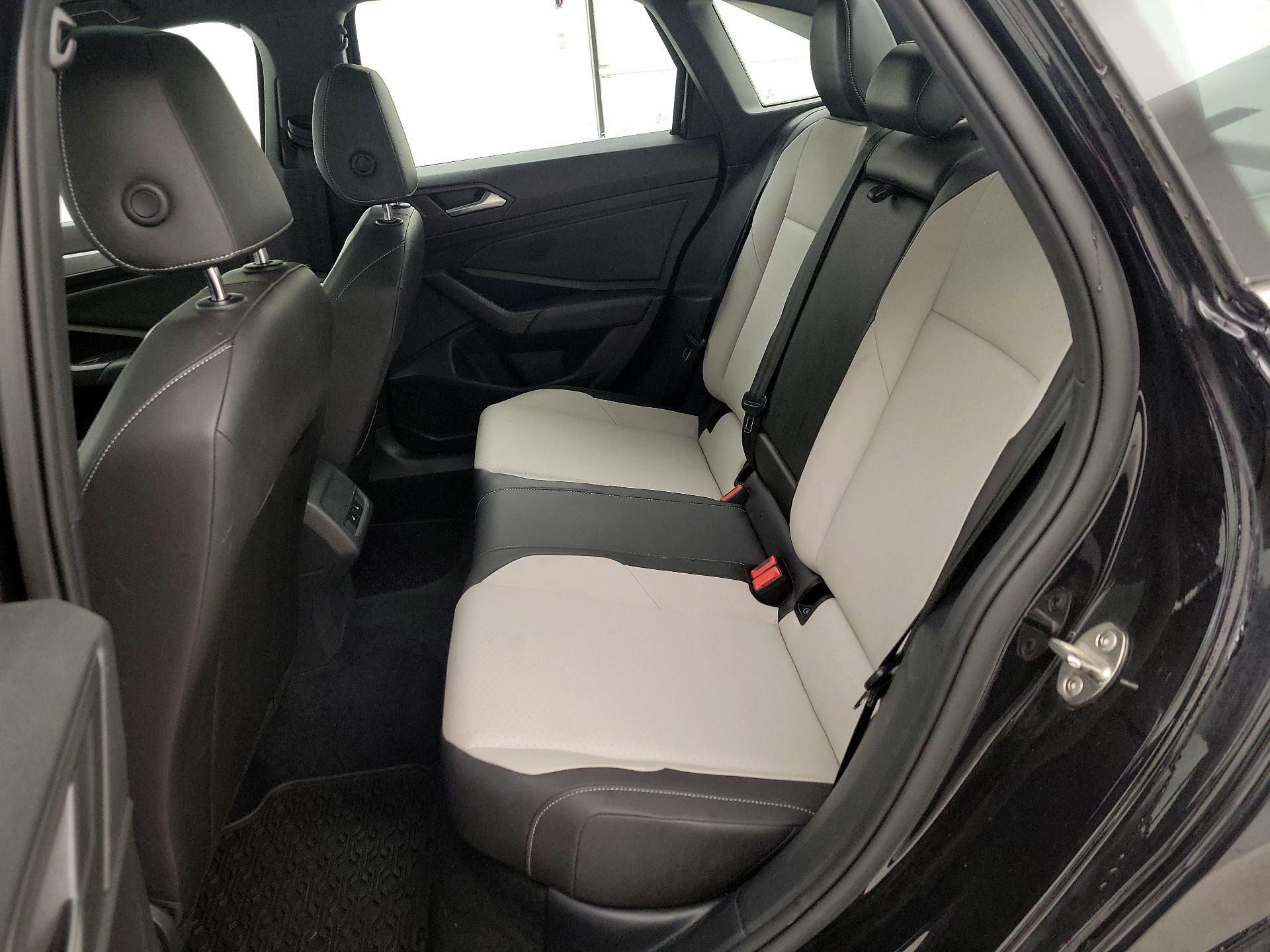 Thumbnail: 2020 Volkswagen Jetta - 20