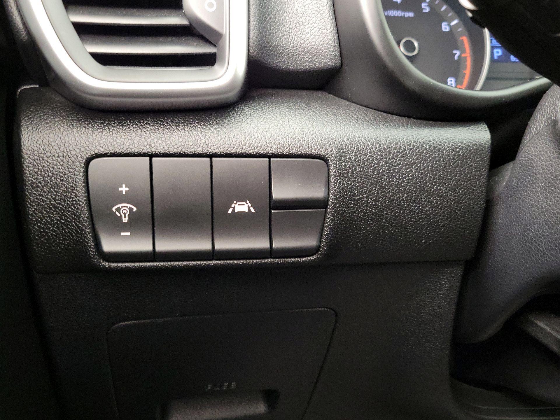 Thumbnail: 2022 Kia Sportage - 13