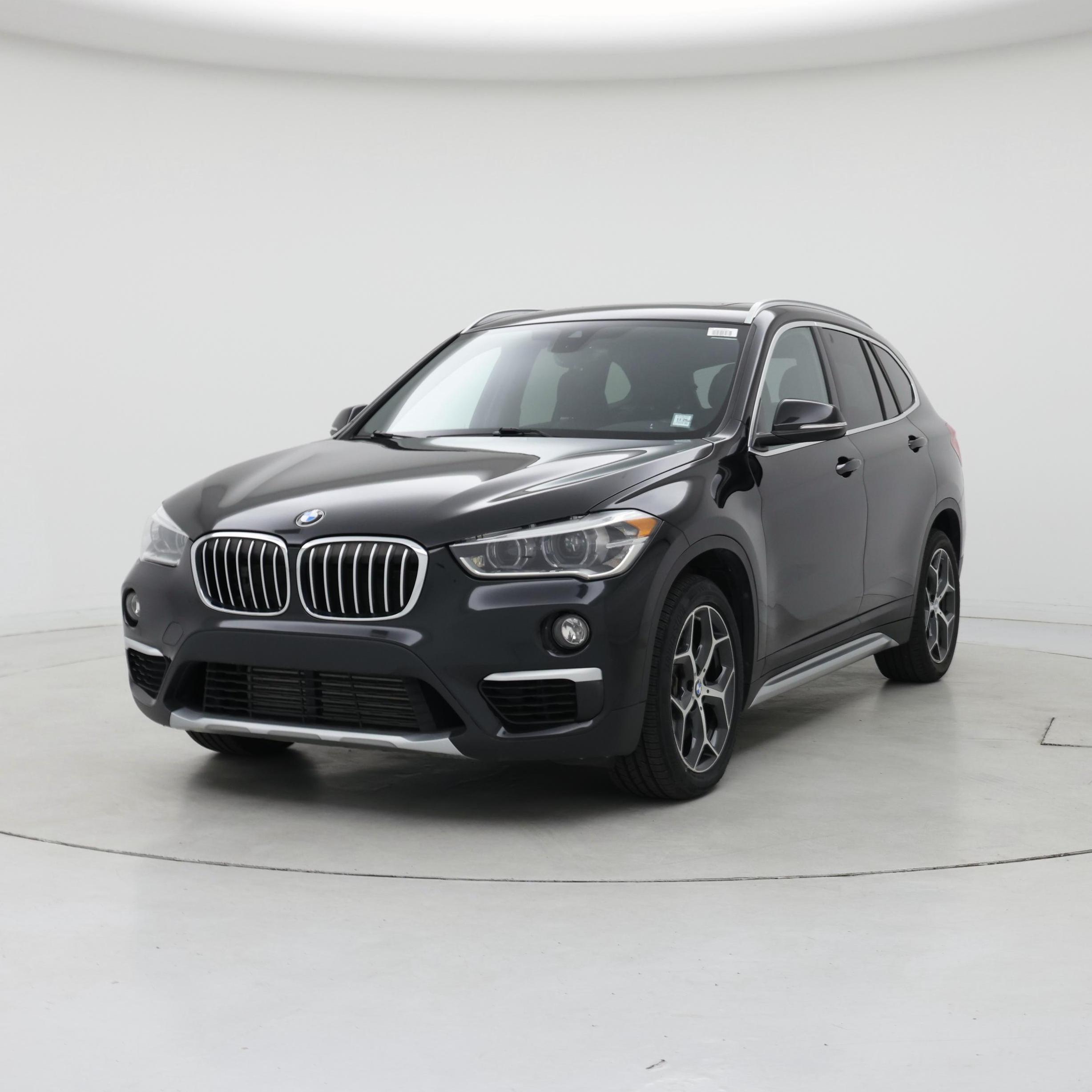 Thumbnail: 2018 BMW X1 - 4