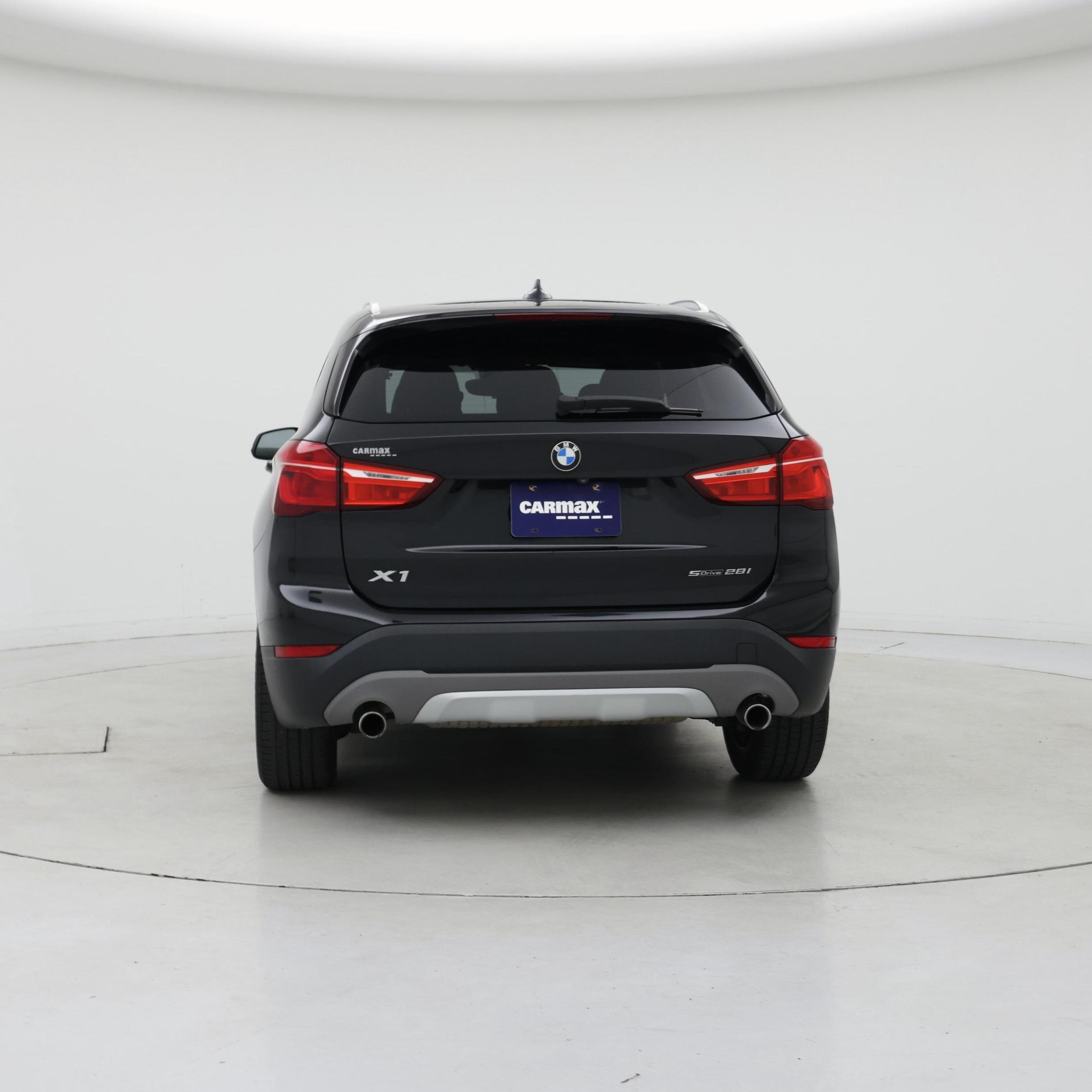 Thumbnail: 2018 BMW X1 - 6