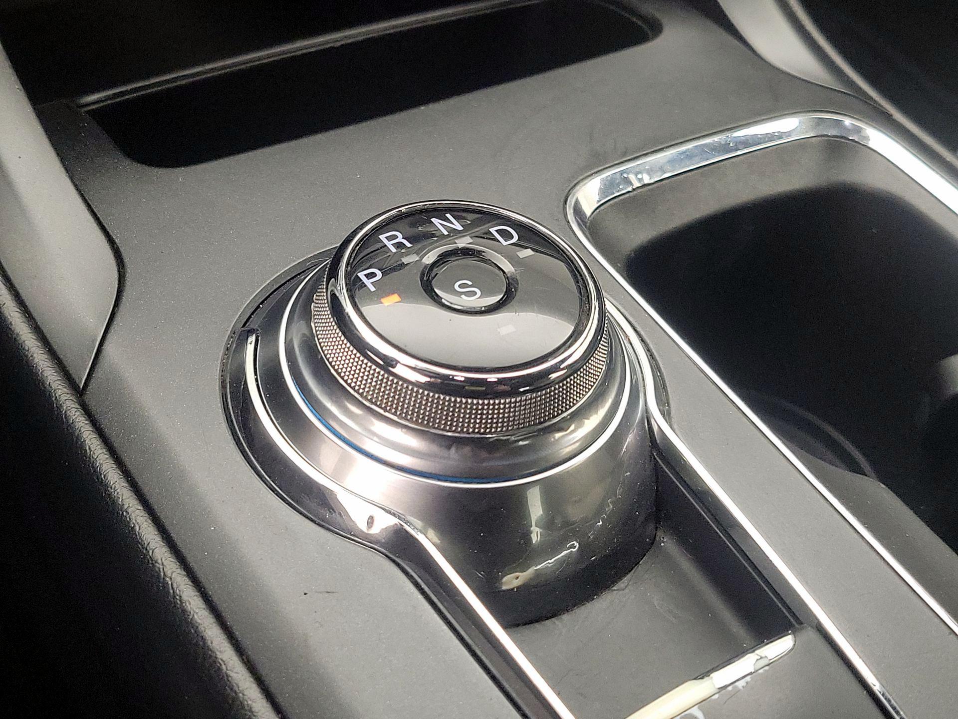 Thumbnail: 2017 Ford Fusion - 17