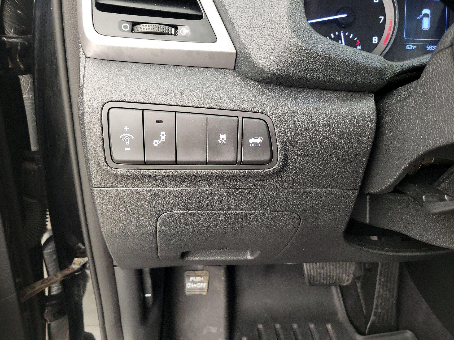 Thumbnail: 2018 Hyundai Tucson - 13