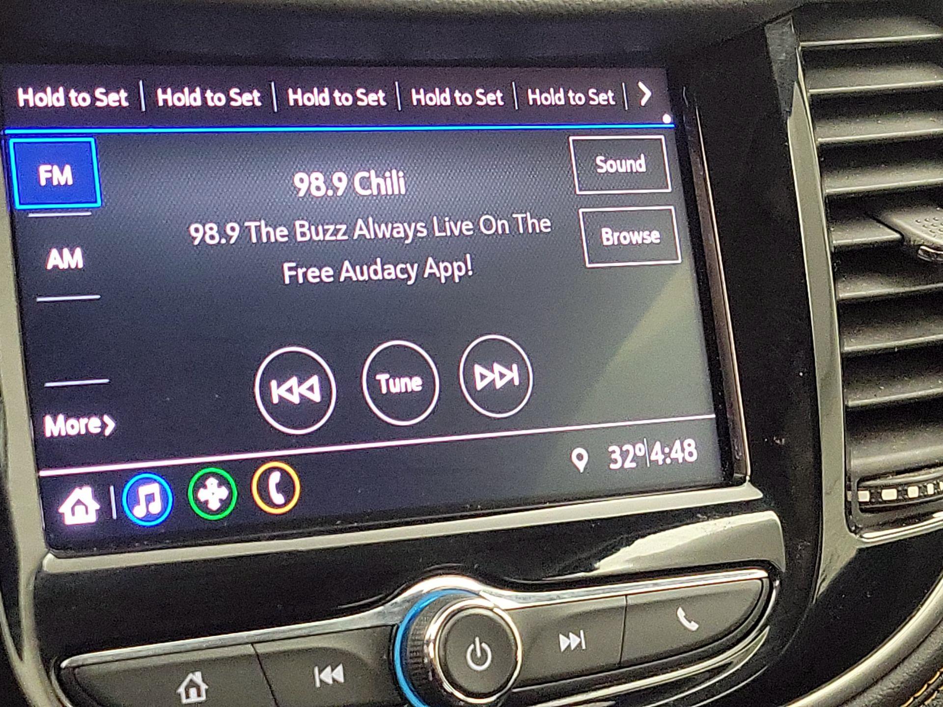 Thumbnail: 2020 Chevrolet Trax - 15