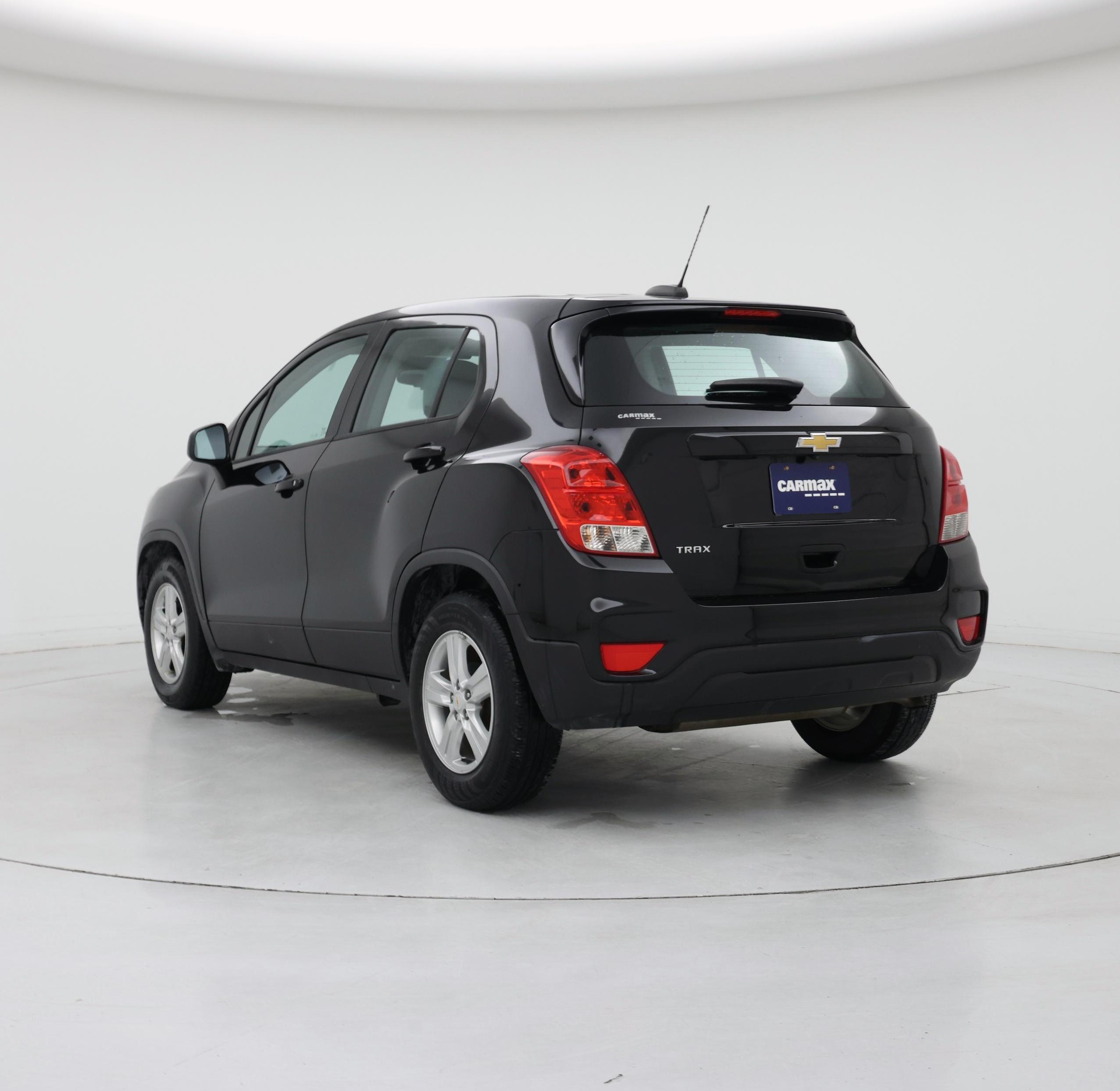 Thumbnail: 2020 Chevrolet Trax - 2