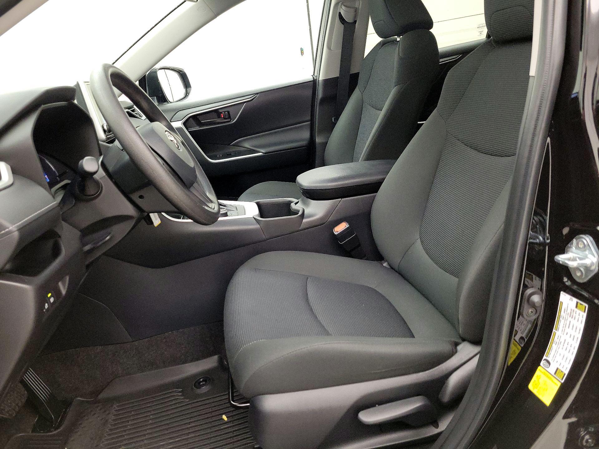 Thumbnail: 2024 Toyota RAV4 - 11