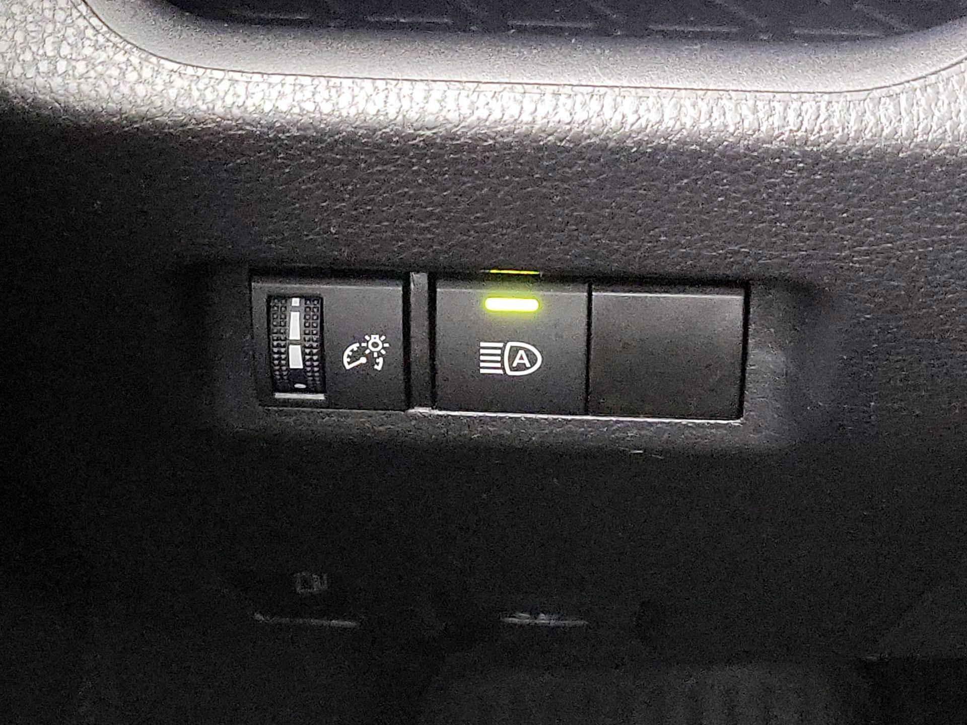 Thumbnail: 2024 Toyota RAV4 - 13