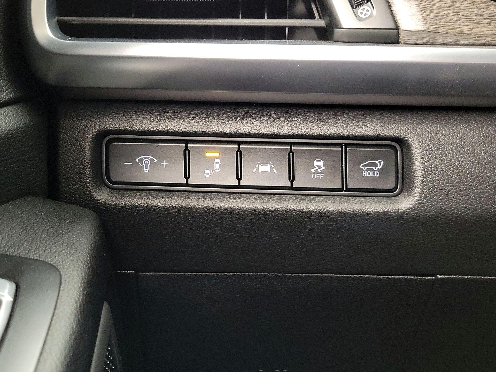 Thumbnail: 2020 Kia Telluride - 13