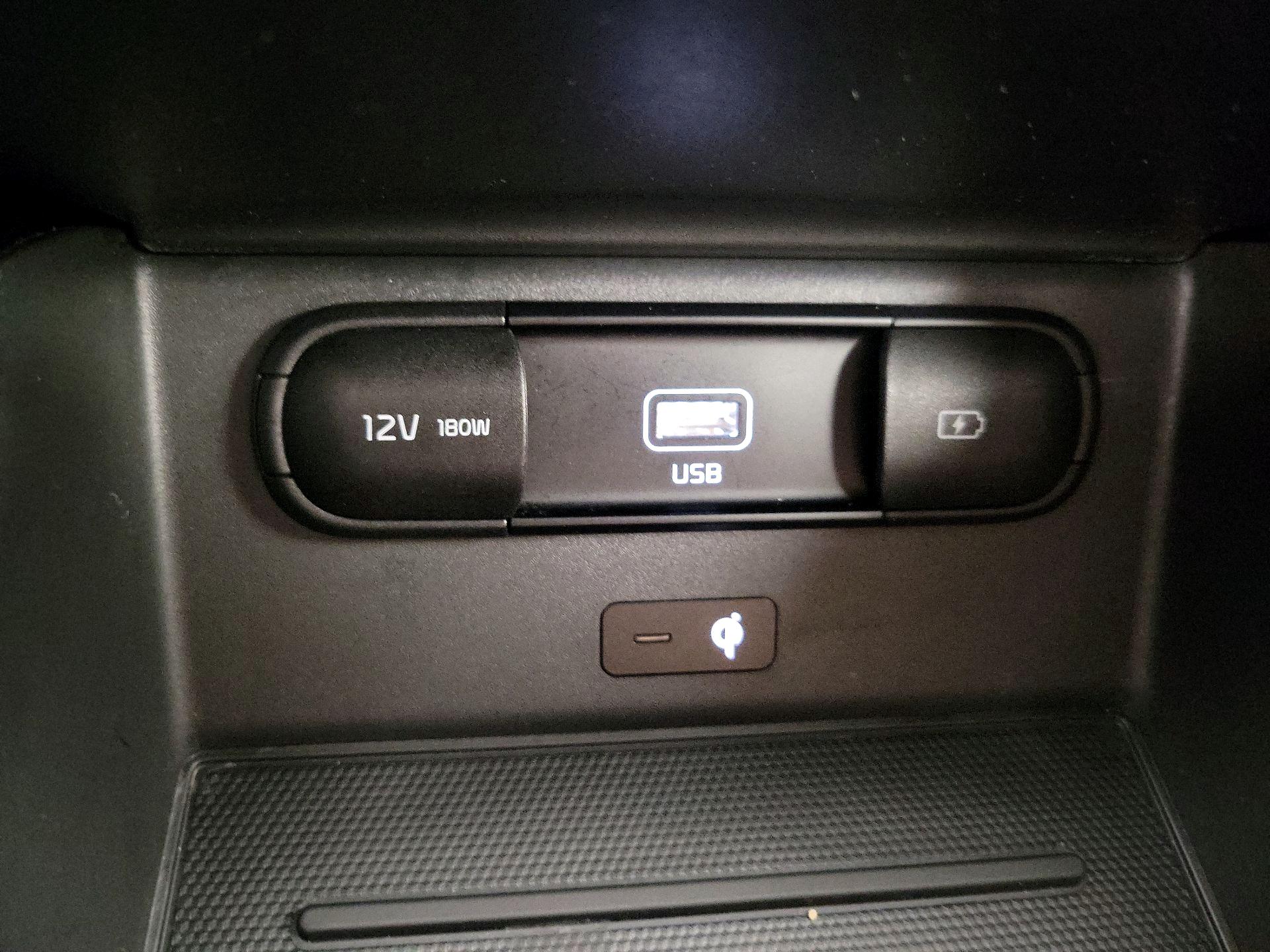 Thumbnail: 2020 Kia Telluride - 19