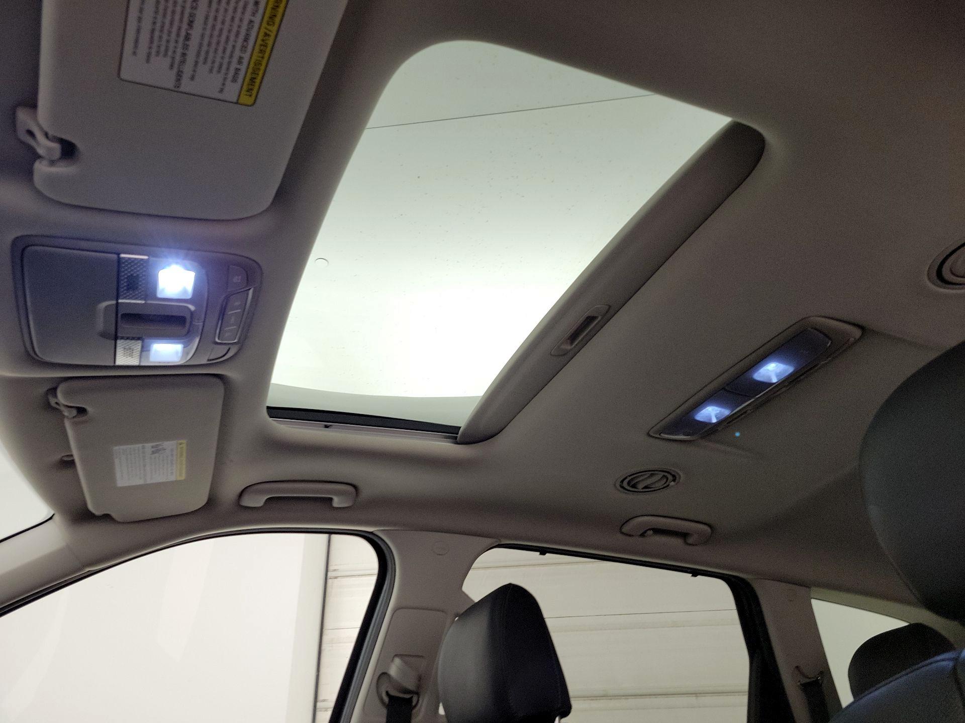 Thumbnail: 2020 Kia Telluride - 20