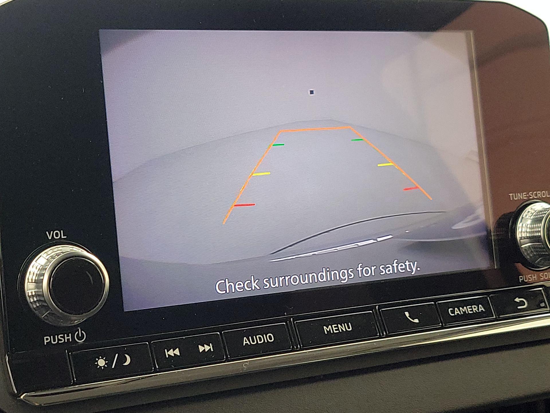 Thumbnail: 2022 Mitsubishi Outlander - 14