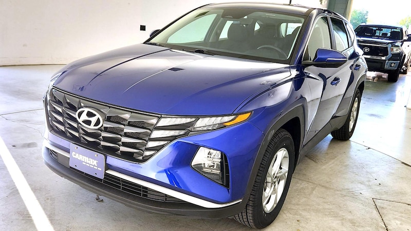 2022 Hyundai Tucson SE Hero Image
