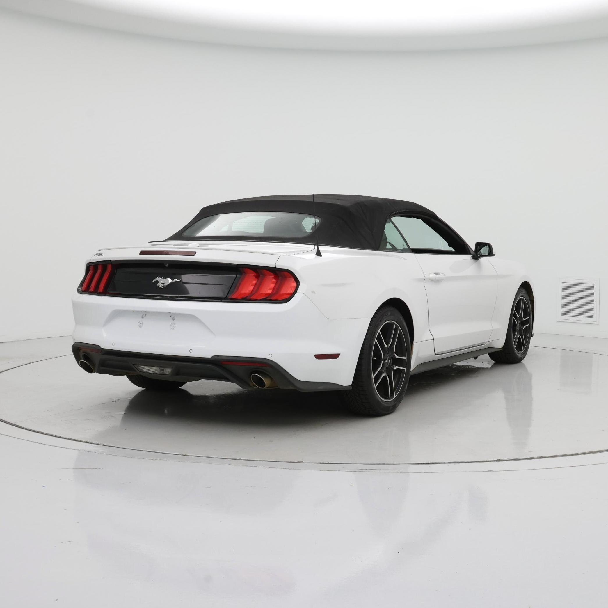 Thumbnail: 2021 Ford Mustang - 8