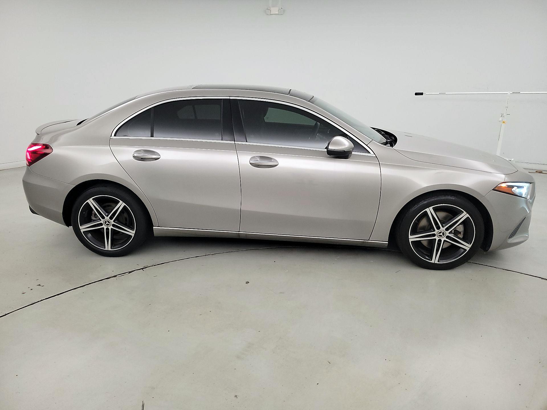 Thumbnail: 2020 Mercedes-Benz A-Class - 4