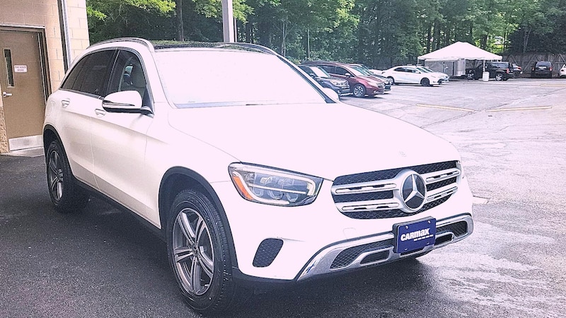 2020 Mercedes-Benz GLC 300 Hero Image