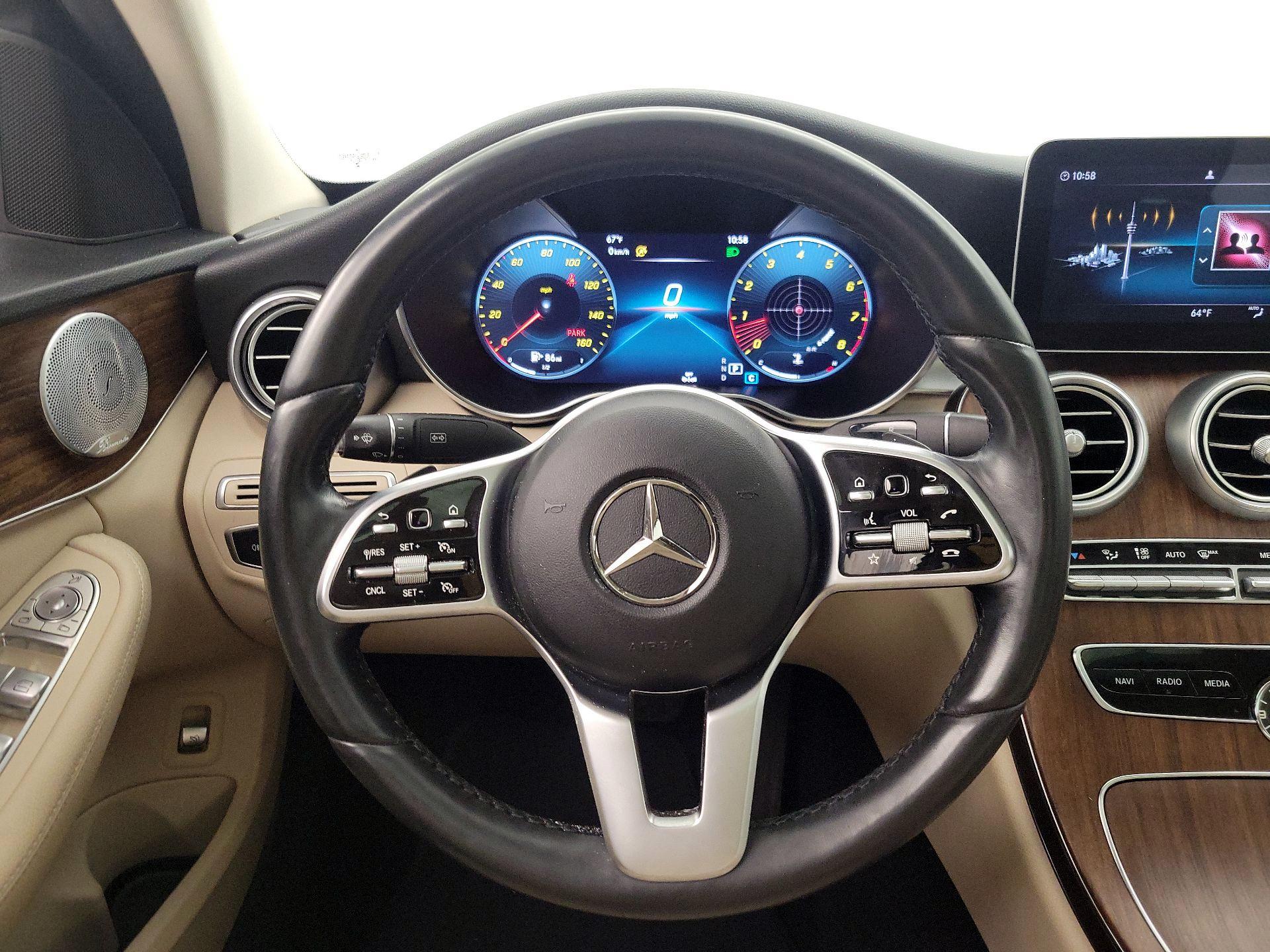Thumbnail: 2021 Mercedes-Benz C-Class - 10