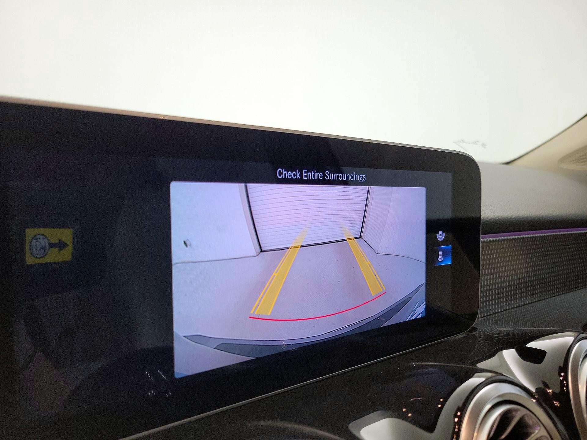 Thumbnail: 2021 Mercedes-Benz GLB - 14