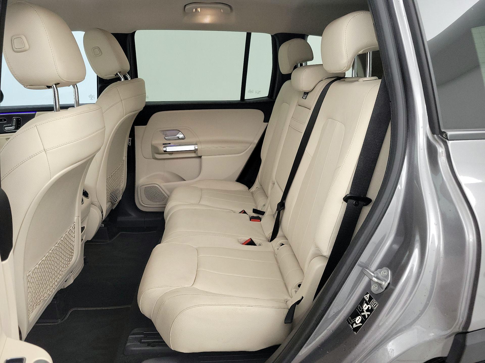 Thumbnail: 2021 Mercedes-Benz GLB - 19