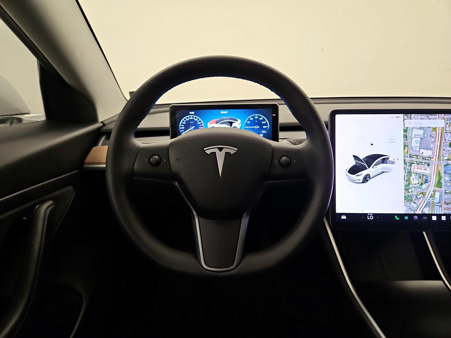 Thumbnail: 2020 Tesla Model 3 - 10