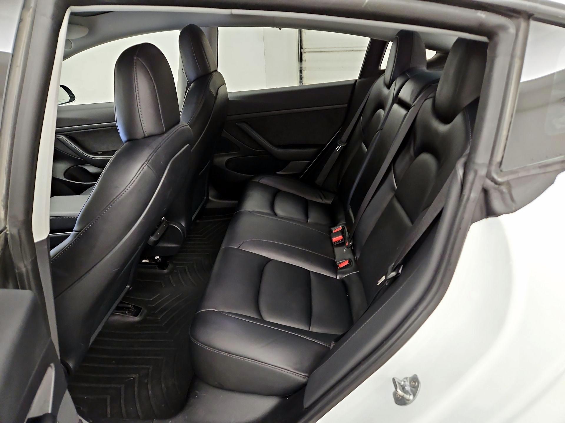 Thumbnail: 2020 Tesla Model 3 - 18