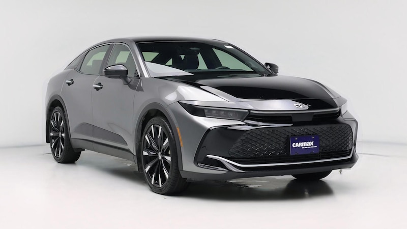 2023 Toyota Crown Platinum Hero Image