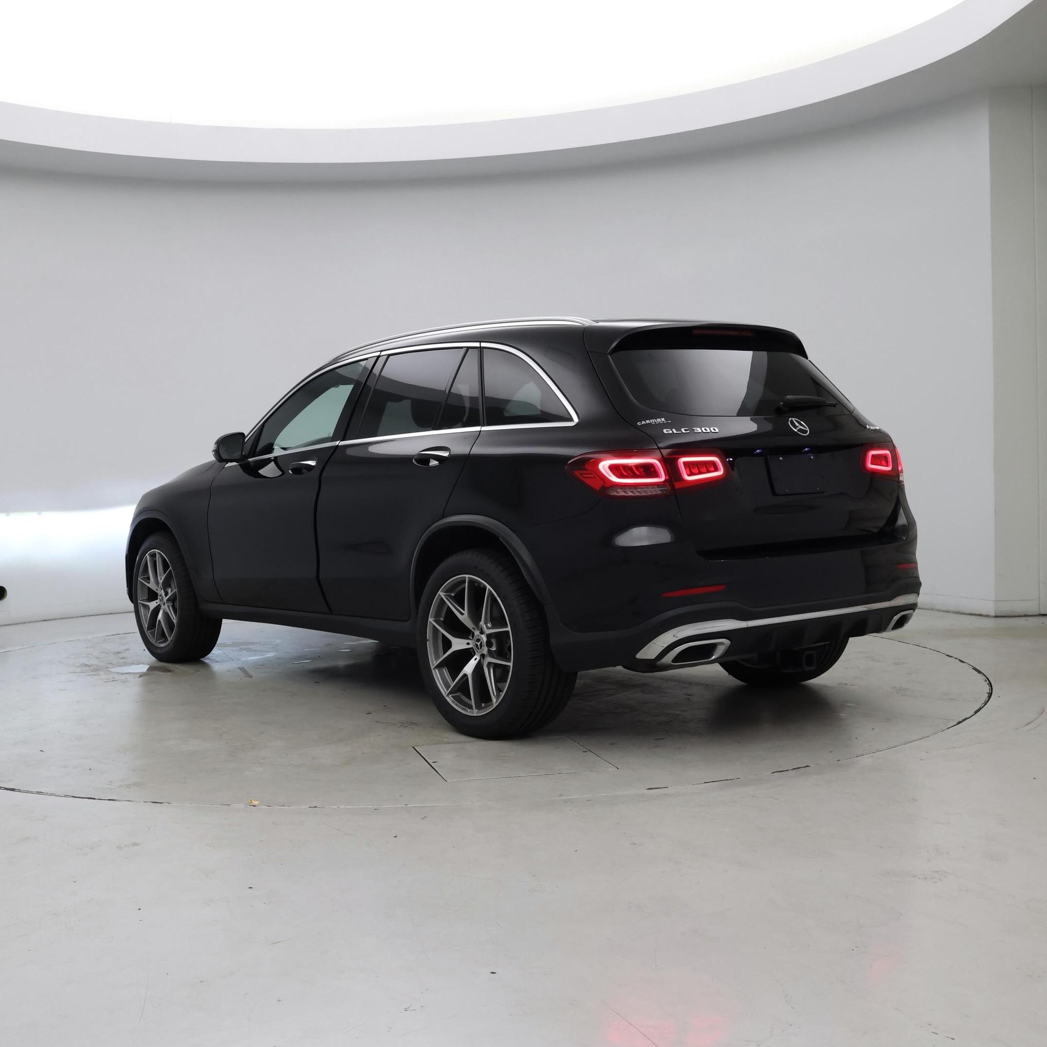 Thumbnail: 2022 Mercedes-Benz GLC - 2