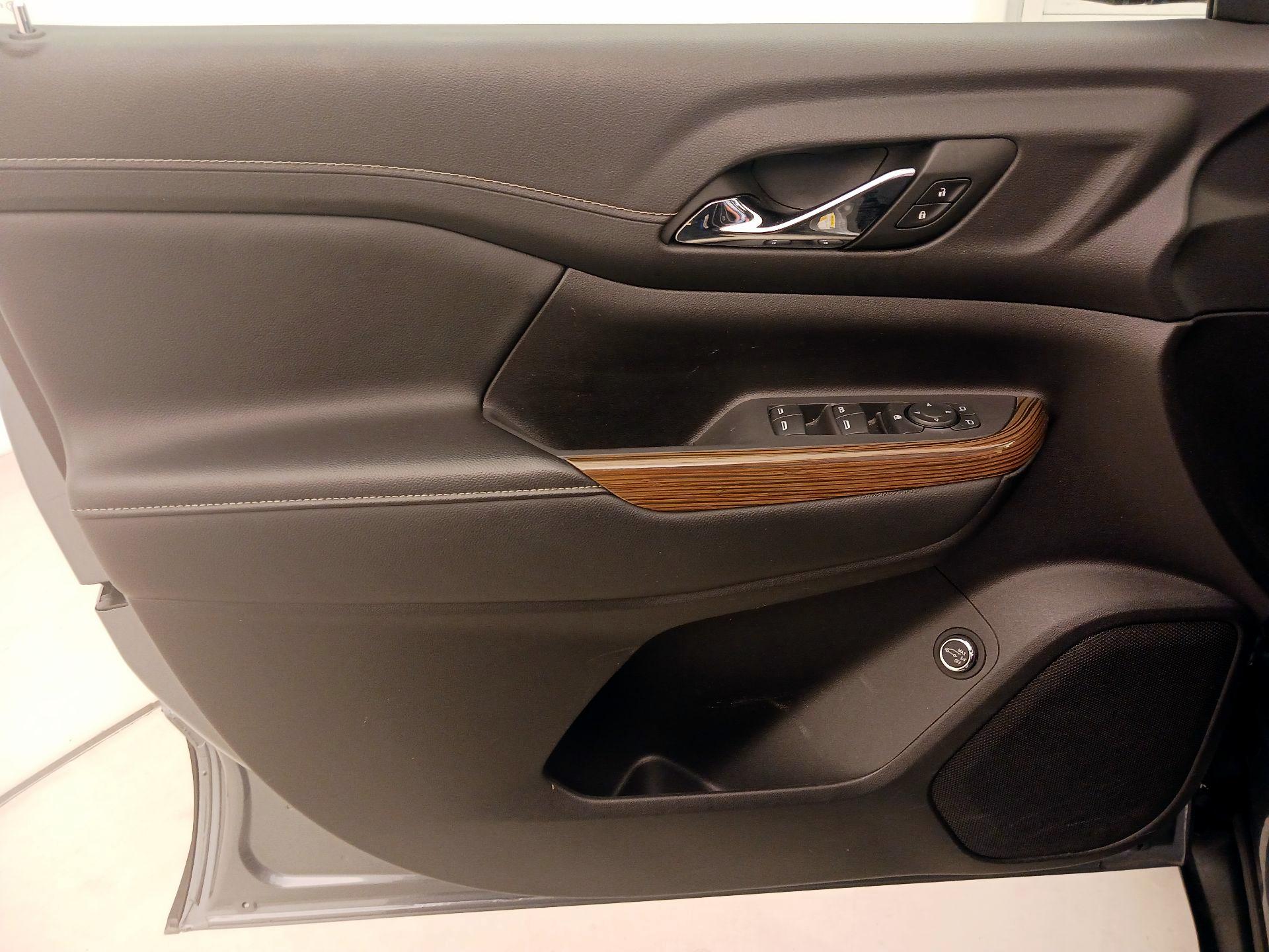 Thumbnail: 2022 GMC Acadia - 12