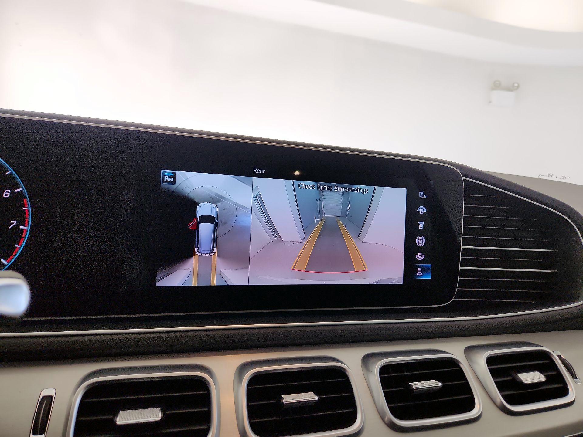 Thumbnail: 2020 Mercedes-Benz GLS - 11