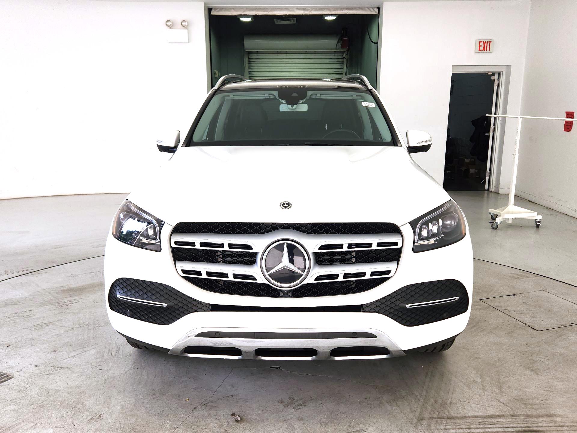 Thumbnail: 2020 Mercedes-Benz GLS - 2