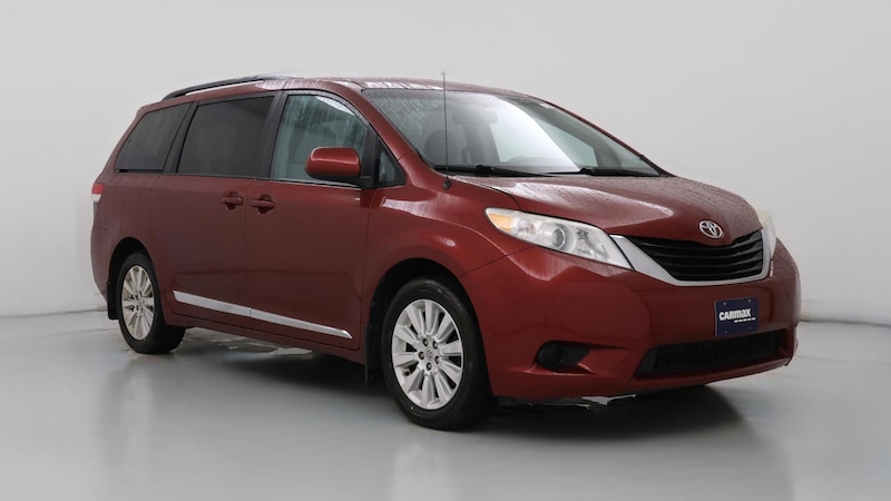 2013 Toyota Sienna LE Hero Image