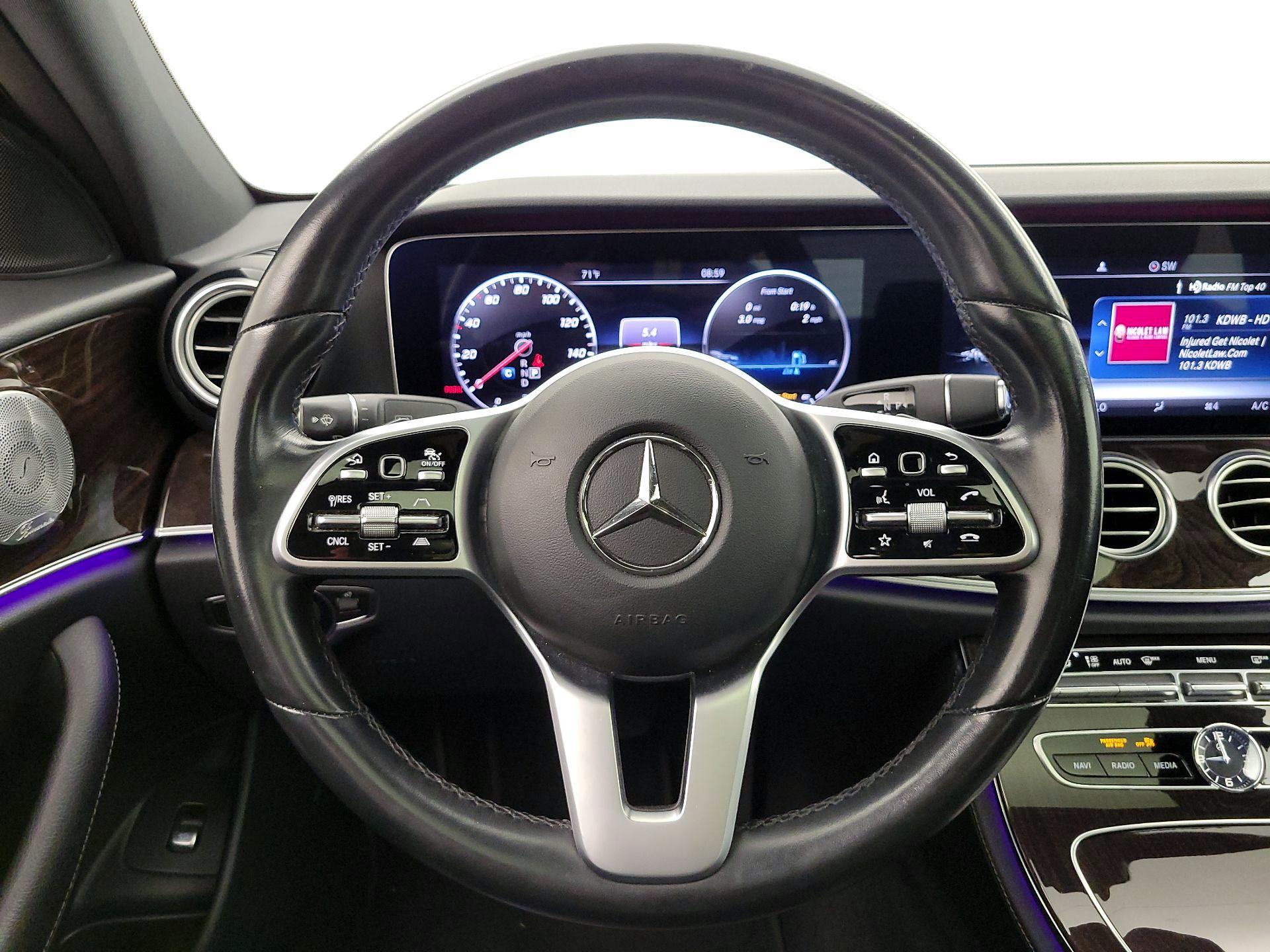 Thumbnail: 2020 Mercedes-Benz E-Class - 10