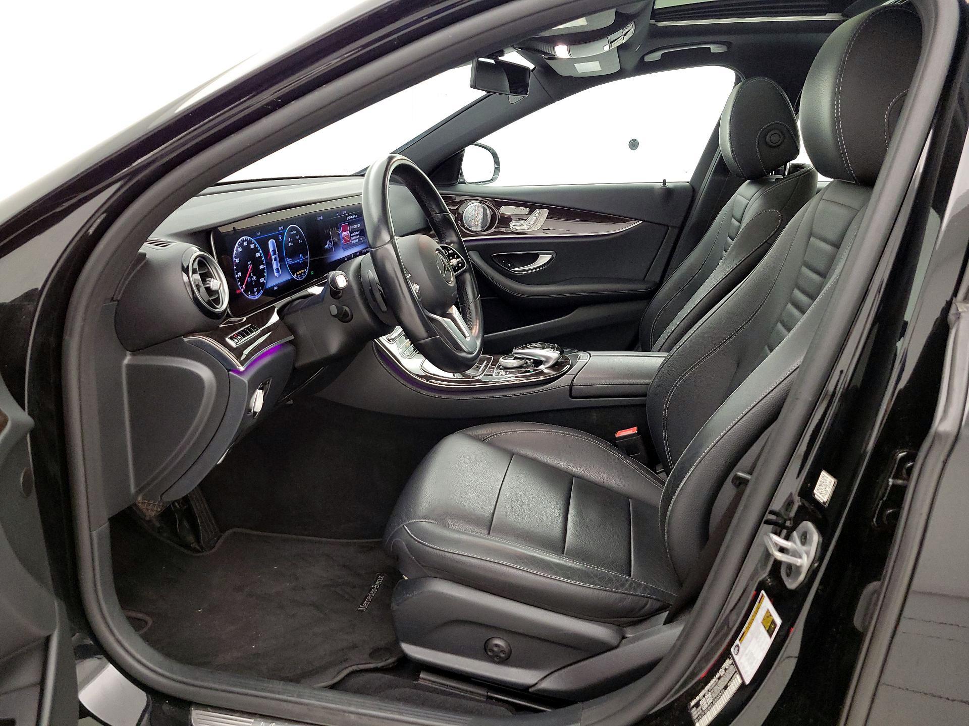 Thumbnail: 2020 Mercedes-Benz E-Class - 11